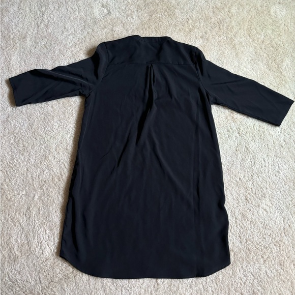 Cute Shift Dress. Size Small. Side Pockets. - Picture 3 of 3